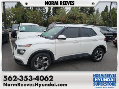 Used 2024 Hyundai Venue SEL