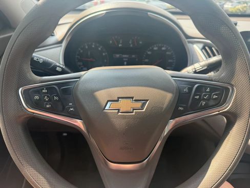 Used 2024 Chevrolet Malibu LS w/ Driver Confidence Package FWD image 8