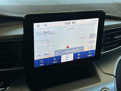 Used 2022 Ford Explorer XLT w/ Equipment Group 202A image 18