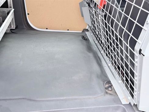 Used 2018 Ford Transit Connect XL FWD image 17
