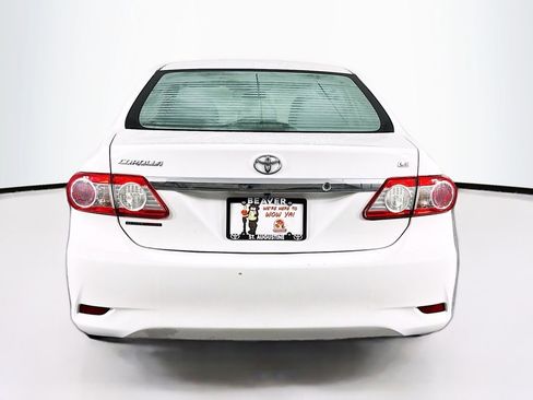 Used 2011 Toyota Corolla LE image 8