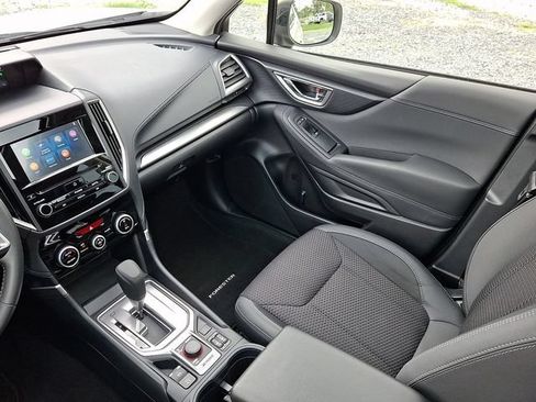 Certified 2023 Subaru Forester Premium AWD/4WD image 18