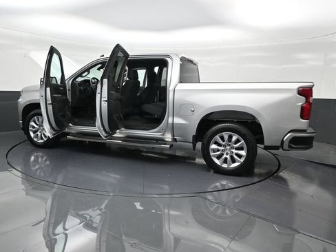 Used 2021 Chevrolet Silverado 1500 Custom w/ Safety Confidence Package RWD image 37