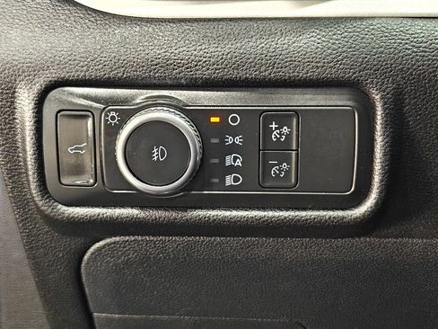 Used 2021 Ford Explorer XLT w/ Equipment Group 202A image 51