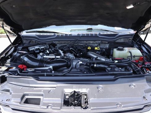 Used 2019 Ford F450 Lariat image 11