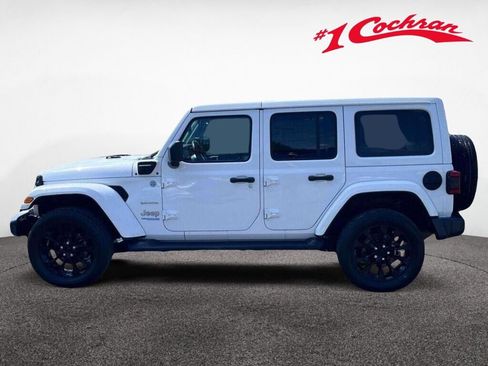 Used 2021 Jeep Wrangler Unlimited Sahara w/ Cold Weather Group AWD/4WD image 10