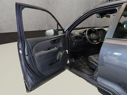 Used 2025 Subaru Forester Premium AWD/4WD image 15