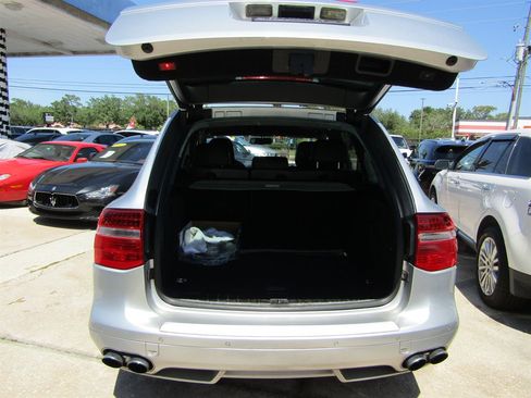 Used 2010 Porsche Cayenne GTS AWD/4WD image 7