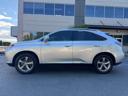 Used 2013 Lexus RX 450h AWD w/ Navigation Pkg image 6