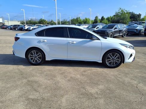 Certified 2024 Kia Forte GT-Line FWD image 6