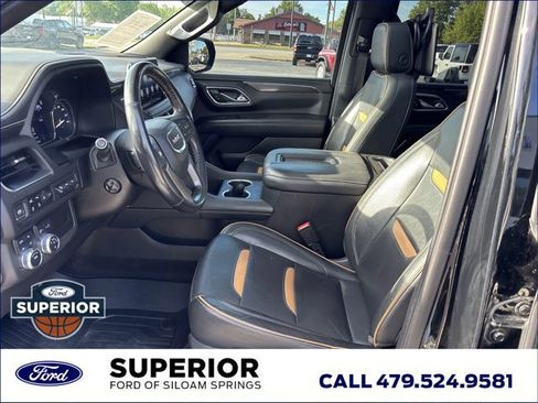 Used 2021 GMC Yukon XL AT4 w/ AT4 Premium Package AWD/4WD image 18