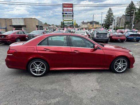 Used 2016 Mercedes-Benz E 350 4MATIC Sedan w/ Premium Package image 7