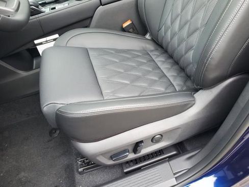 New 2026 Nissan Rogue Platinum w/ Platinum Premium Package image 21