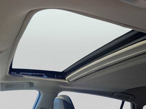 Used 2013 Toyota RAV4 Limited image 15