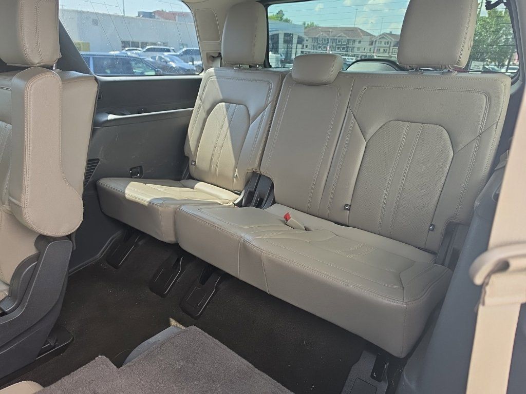 Used 2021 Ford Expedition Limited RWD image 14