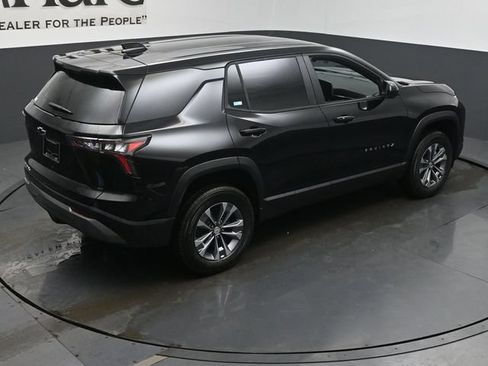 New 2026 Chevrolet Equinox LT w/ Safety and Technology Package FWD image 18