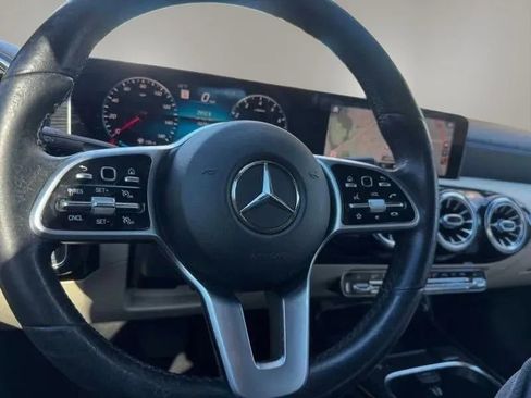 Used 2019 Mercedes-Benz A 220 image 18