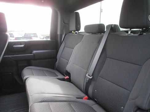 Certified 2022 GMC Sierra 2500 Pro w/ Convenience Package image 17