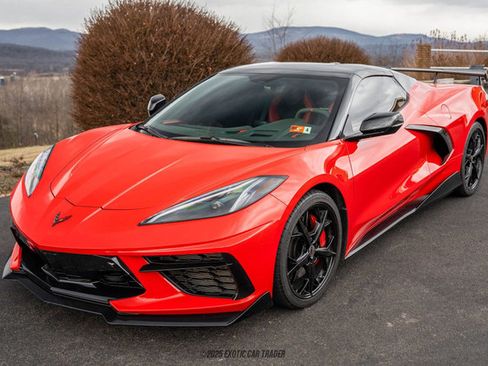 Used 2021 Chevrolet Corvette Stingray Convertible 3LT Z51 w/ Z51 Performance Package image 22