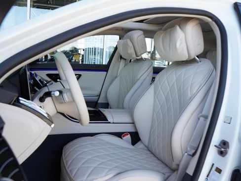 New 2025 Mercedes-Benz S 580 4MATIC Sedan image 26