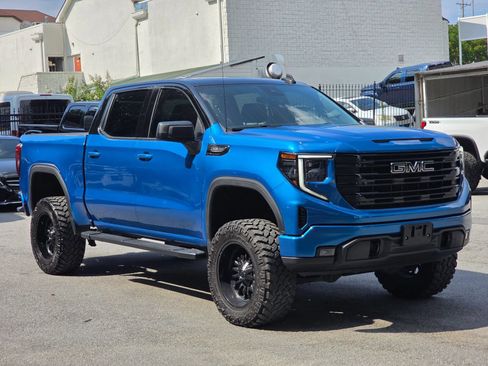 Used 2022 GMC Sierra 1500 Elevation AWD/4WD image 7
