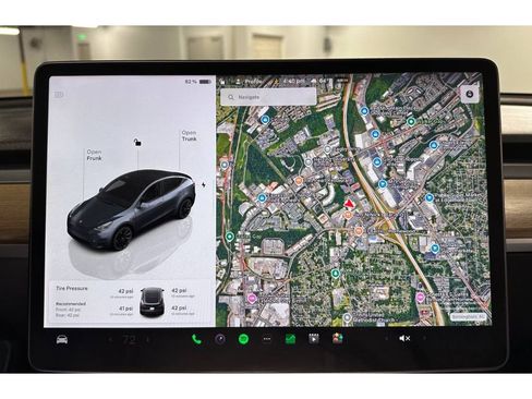 Used 2022 Tesla Model Y Long Range image 28