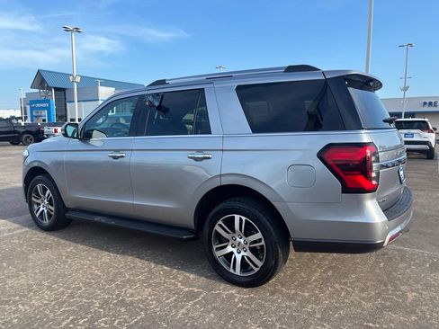 Used 2024 Ford Expedition Limited RWD image 13