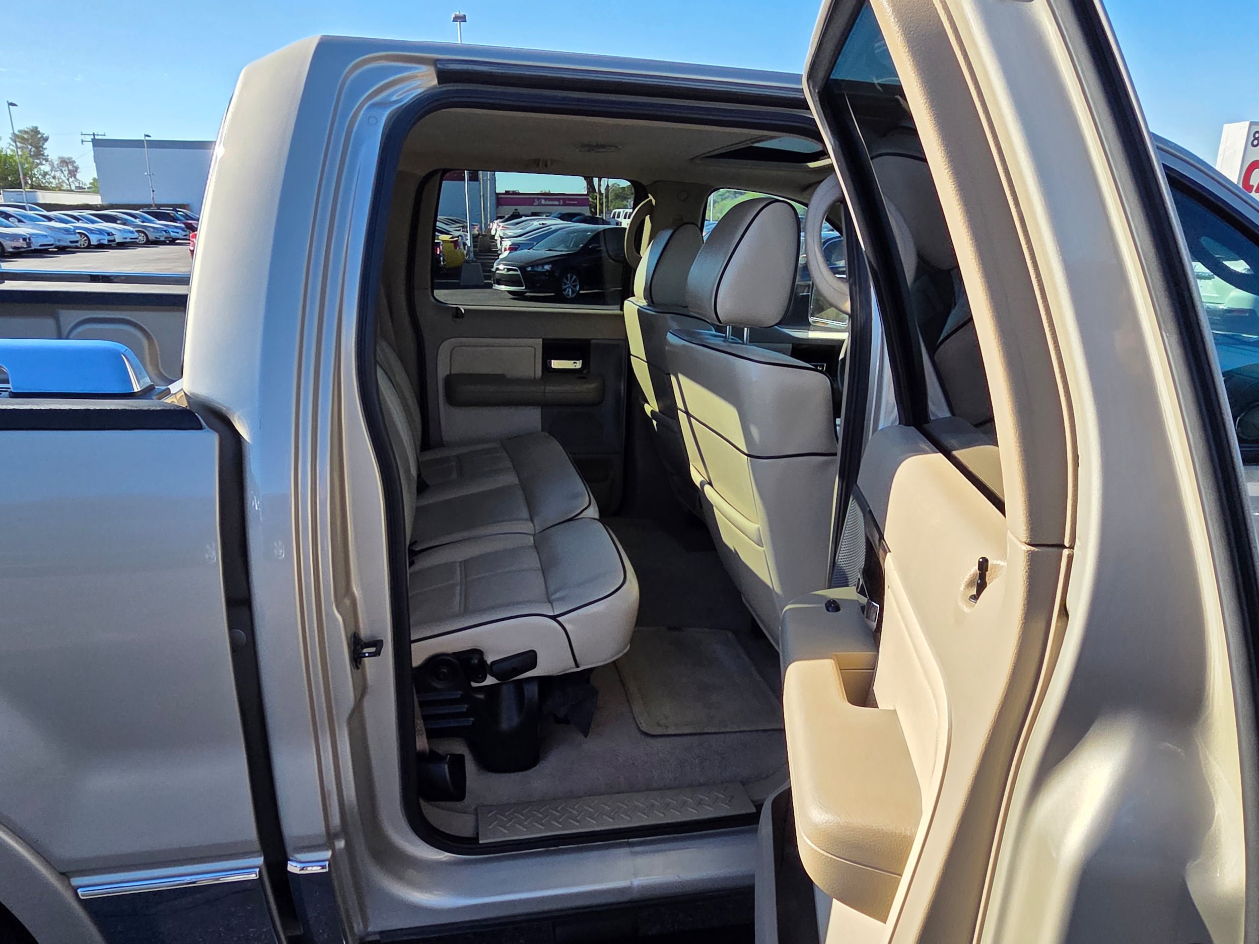 Used 2008 Lincoln Mark LT 2WD image 21