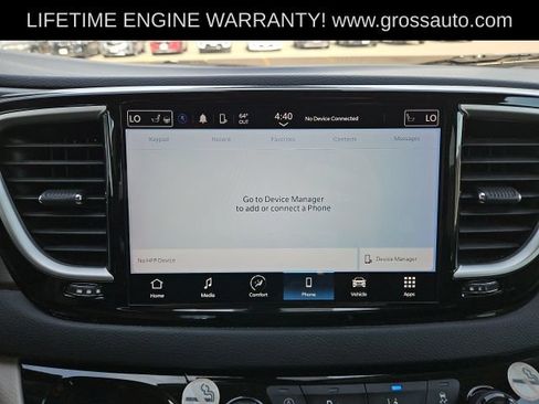 Used 2023 Chrysler Pacifica Touring-L FWD image 22