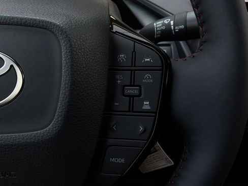 New 2026 Toyota Prius Plug-In Hybrid w/ Limited Premium Package FWD image 38