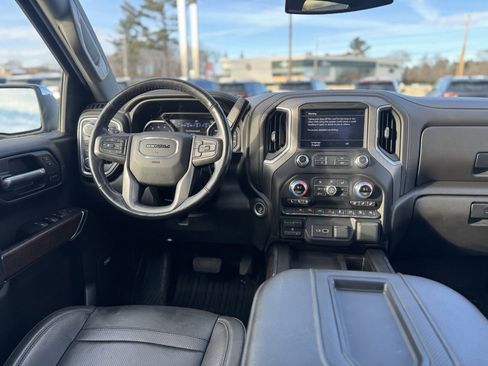 Used 2022 GMC Sierra 1500 Denali w/ Denali Premium Package image 12