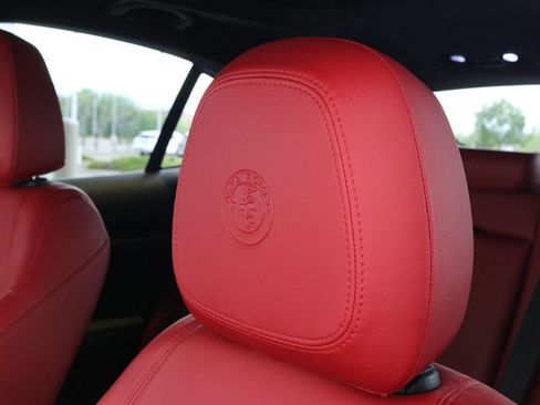 Used 2023 Alfa Romeo Stelvio Sprint AWD/4WD image 30