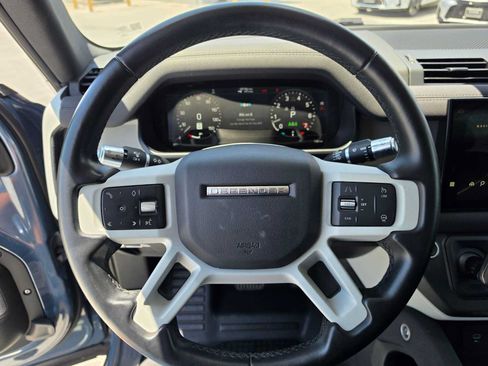 Certified 2022 Land Rover Defender 110 SE AWD/4WD image 23