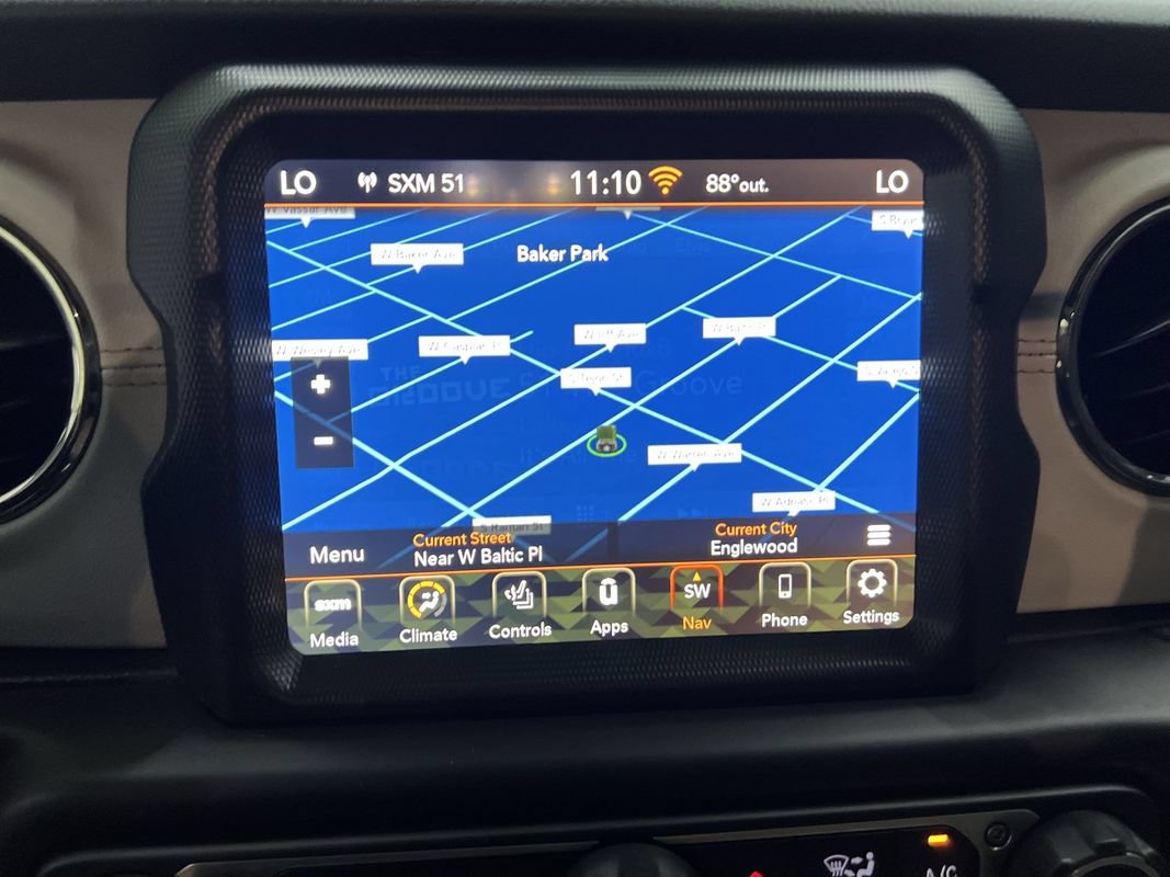 Used 2022 Jeep Wrangler Unlimited Sahara AWD/4WD image 23