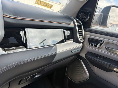 Used 2025 RAM 1500 Tungsten AWD/4WD image 15