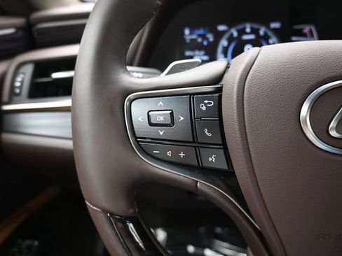 Used 2021 Lexus ES 250 w/ Premium Package AWD/4WD image 21