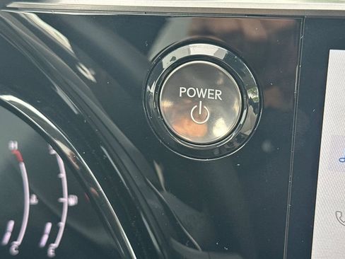 Certified 2023 Lexus RX 350h w/ Accessory Package (Z1) image 22