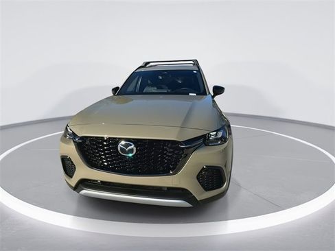 Used 2025 MAZDA CX-70 3.3 Turbo w/ Premium Plus Pkg image 3