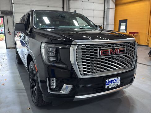 Used 2022 GMC Yukon XL Denali w/ Max Trailering Package image 7