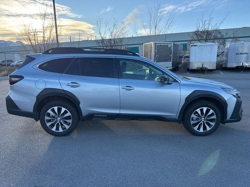 Certified 2025 Subaru Outback Limited image 2