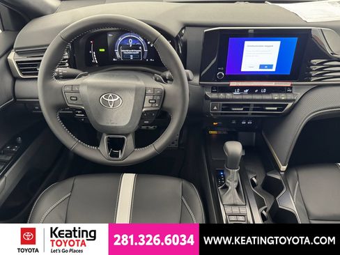 New 2026 Toyota Camry SE FWD image 8