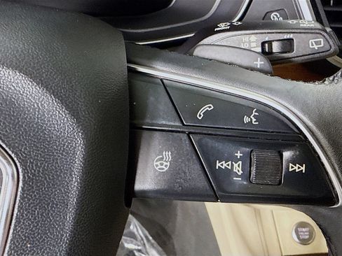 Used 2021 Audi Q5 Prestige w/ Prestige Package image 15