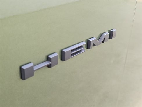 Used 2022 Dodge Challenger R/T w/ Blacktop Package image 18