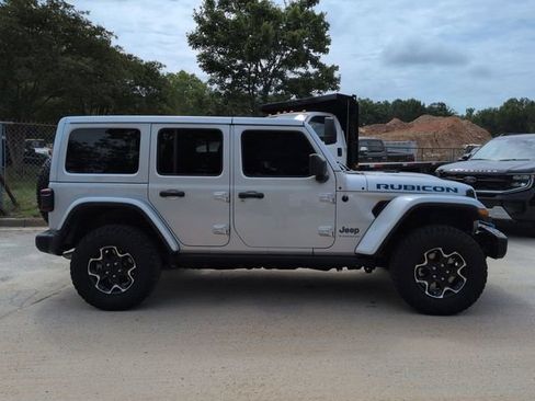 Used 2023 Jeep Wrangler Unlimited Rubicon 4xe w/ Steel Bumper Group AWD/4WD image 3