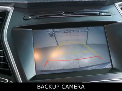 Used 2017 Hyundai Santa Fe SE w/ Cargo Package AWD/4WD image 18