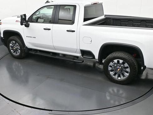 Used 2025 Chevrolet Silverado 2500 Custom w/ Custom Value Package image 35