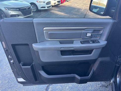 Used 2014 RAM 1500 Express image 11