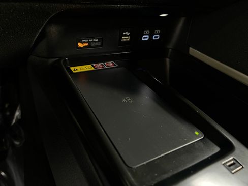 Used 2025 Toyota Camry LE image 35