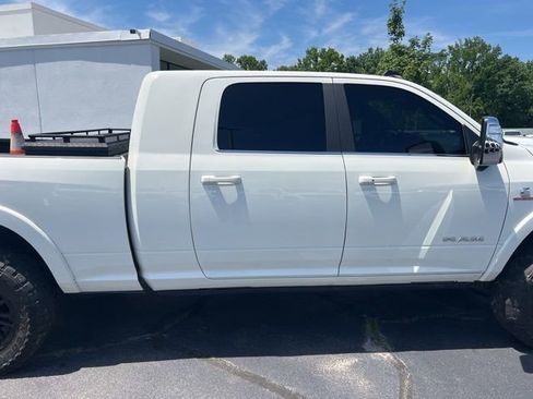 Used 2023 RAM 3500 Limited AWD/4WD image 3