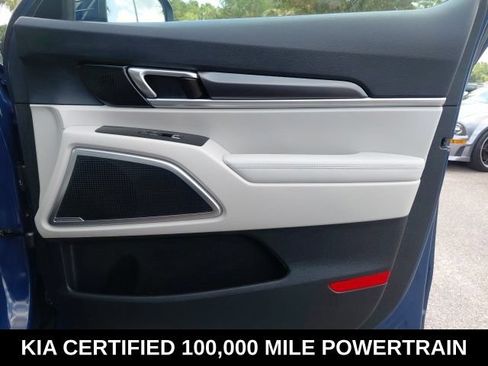 Certified 2024 Kia Telluride S w/ S Sunroof Package AWD/4WD image 32